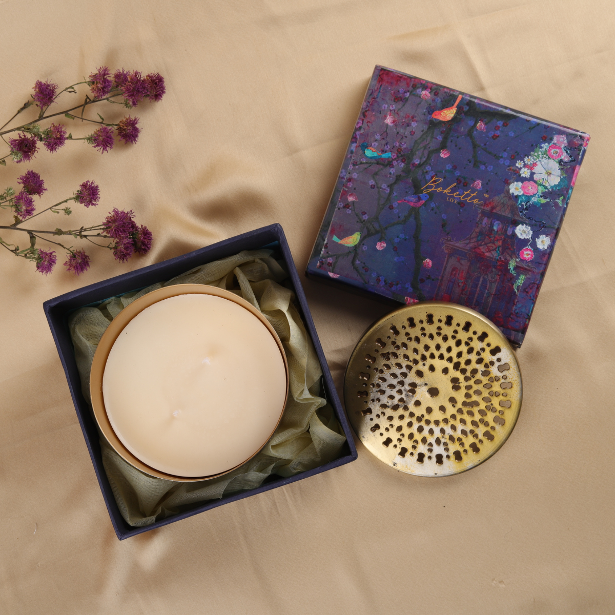 Handcrafted Scented soy wax candle in a metal jar. Comes in a gift box