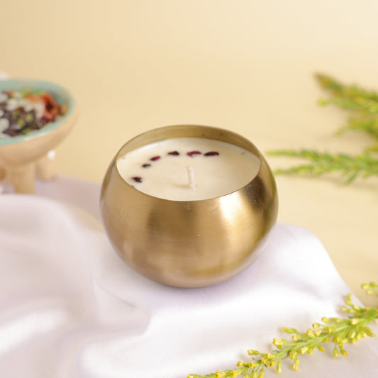 5 Reasons Why Scented Candles Are Good For Your Well-Being in 2025