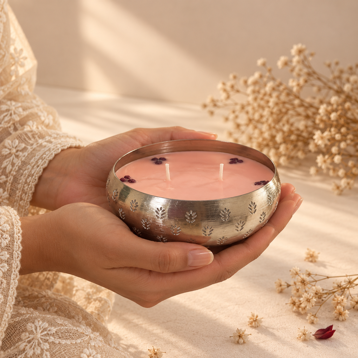 Tarang Urli Candle