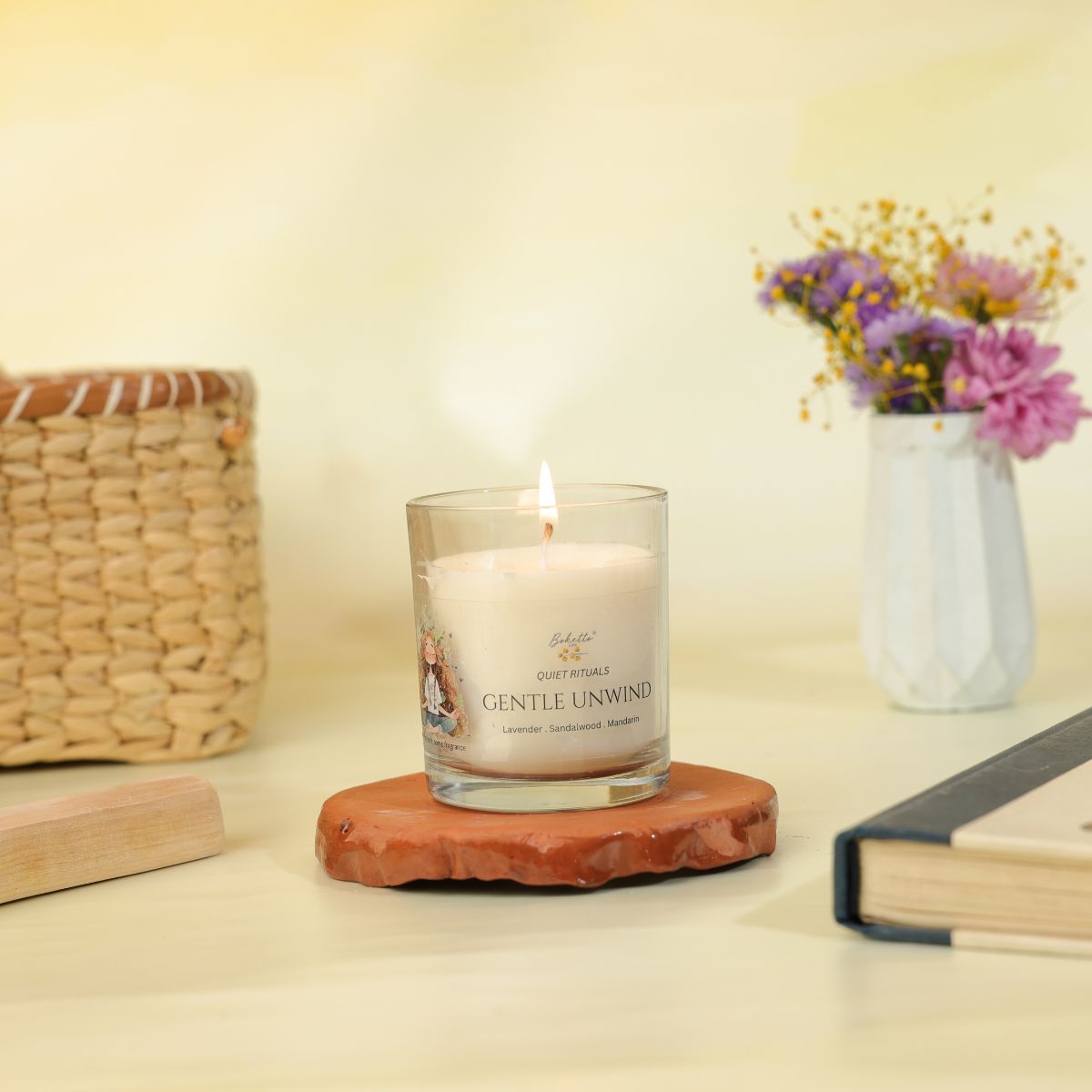 Gentle Unwind Candle – Lavender, Sandalwood & Mandarin